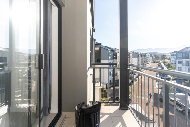 1 Bedroom Property for Sale in The Huntsman Western Cape